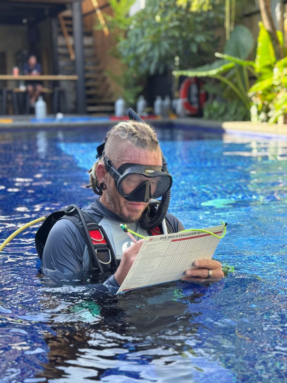 SSI instructor candidate completing in-water teaching evaluation during professional dive training